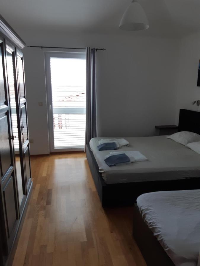Villa Lizzi Trogir Exteriör bild