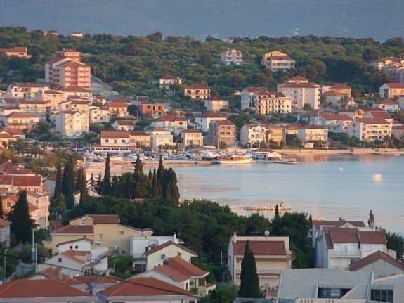 Villa Lizzi Trogir Exteriör bild